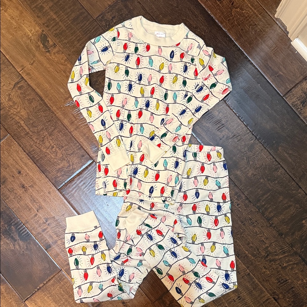 Hanna Andersson Multicolor Holiday Lights Pajama Set